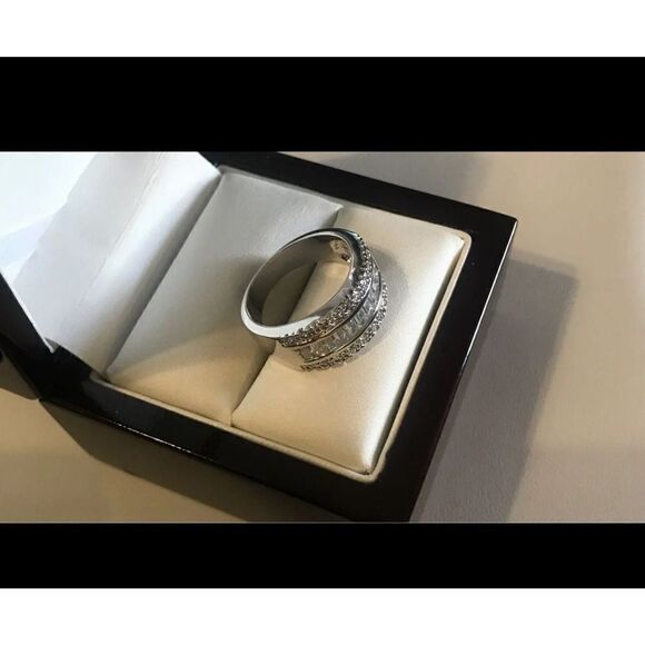 4Ct Baguette & Round Cut Sim Diamond Band Ring Sz 9 - Picture 3 of 4